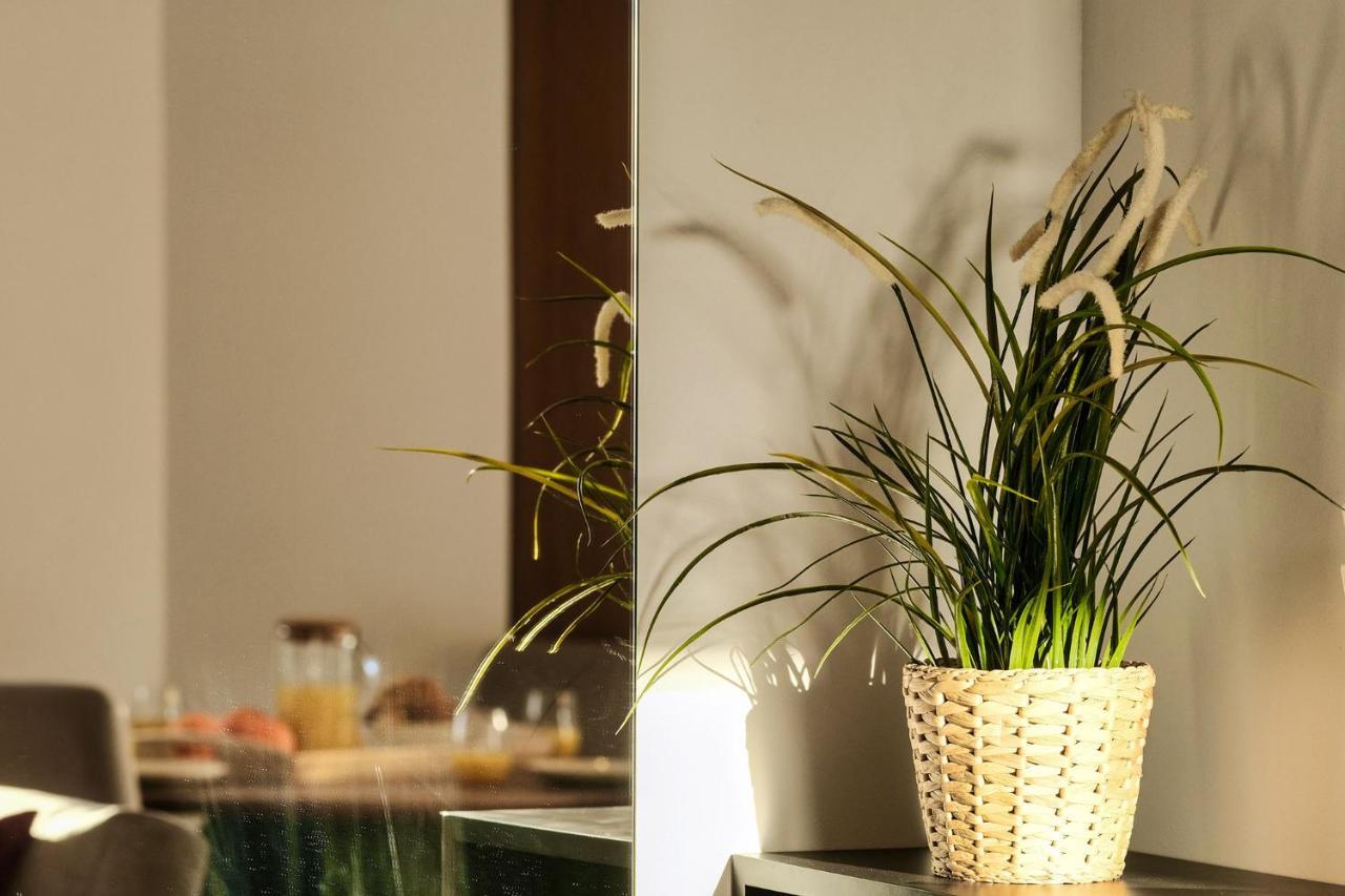 Strefi Hill Suites Athènes Extérieur photo